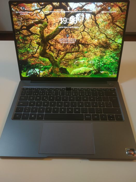 HUAWEI Matebook 14 - AMD Ryzen 5 4600H - RAM: 16 GB - 512 GB SSD