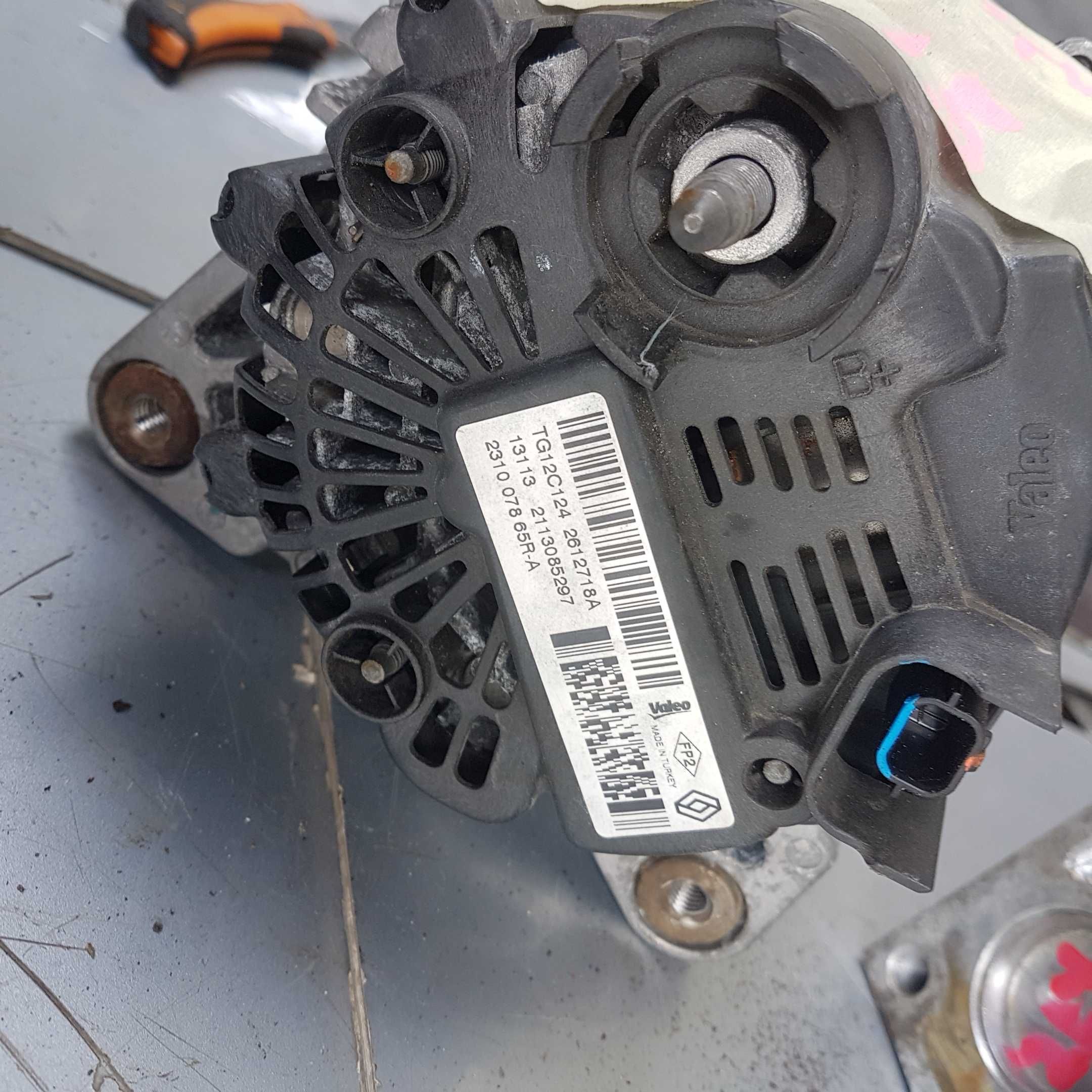 alternator DACIA DUSTER daster 1 I DOKKER LODGY logan 1.5 Dci igła
