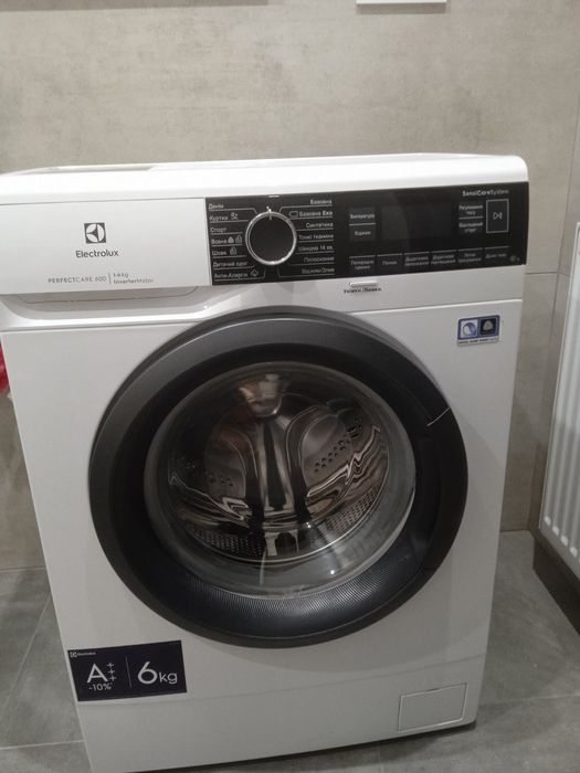 Пральна машина Electrolux PERFECT CARE 600 6KG