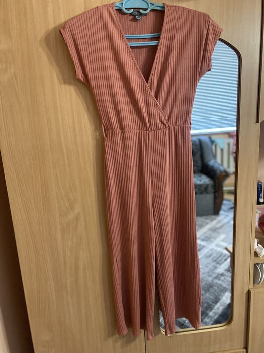 Комбінезон у рубчик від Primark розмір S