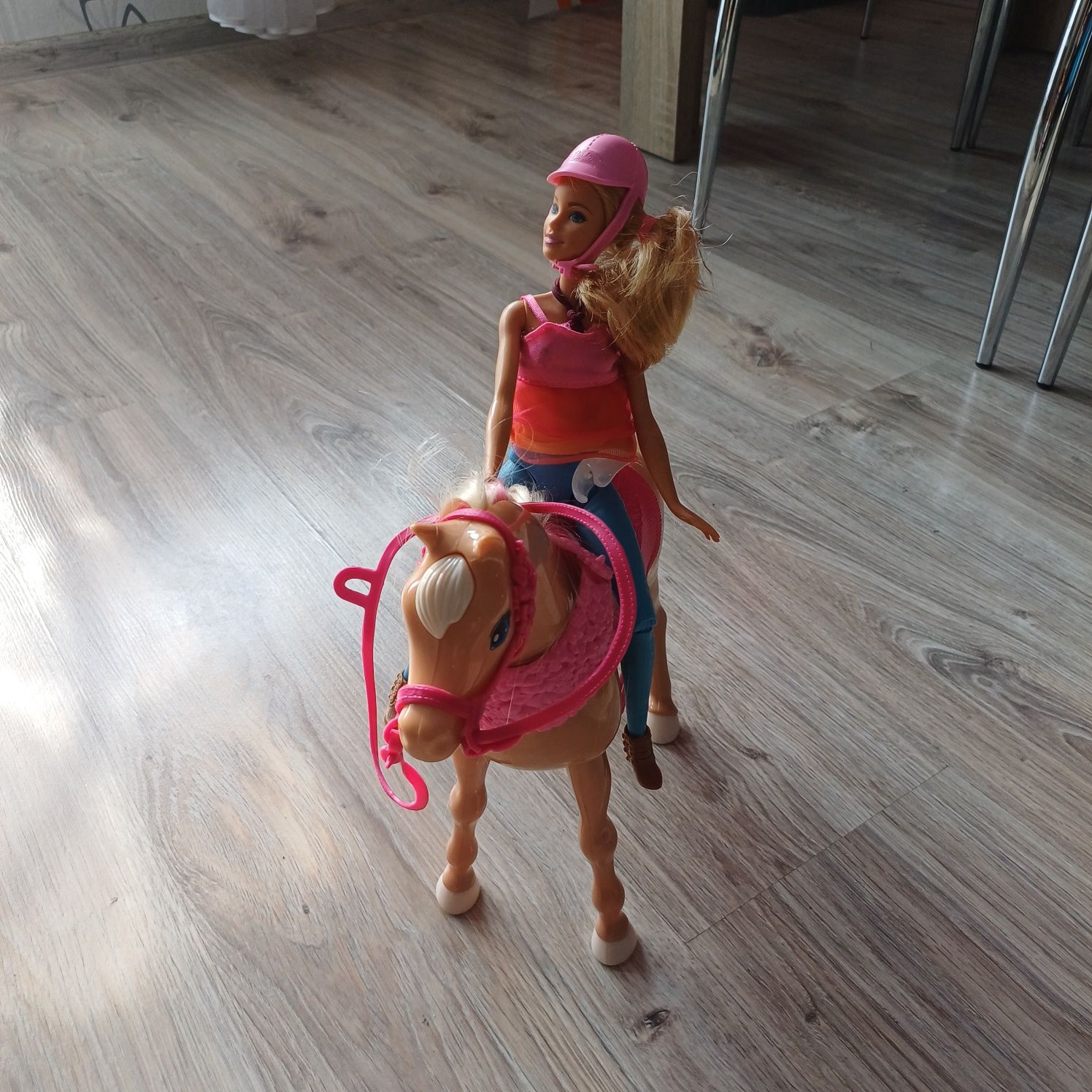 Barbie i tańczący koń