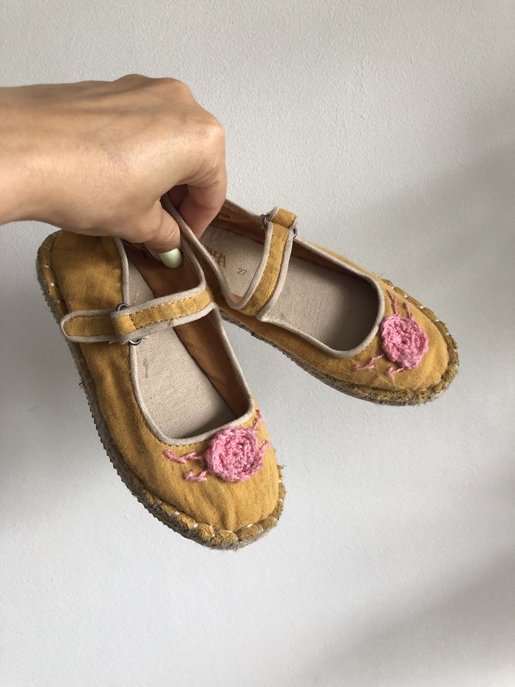 Buty sandały espadryle musztardowe - Zara rozmiar 26/27