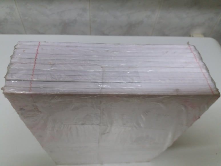 5 recargas caderno escolar quadriculado (500 folhas) A4 marca ARO