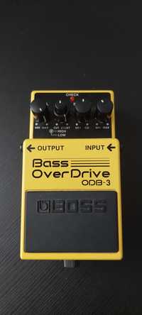 Pedal para baixo Boss Bass Overdrive