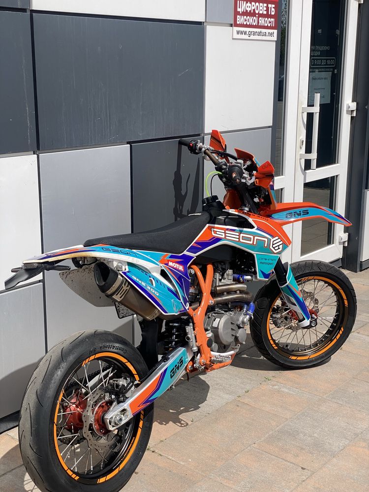 Geon gns 300 motard