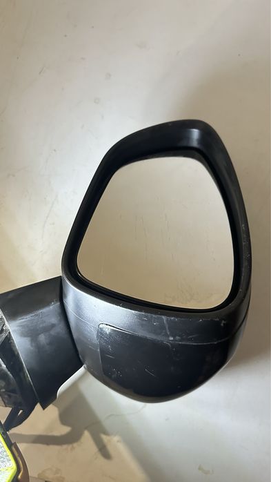 Дзеркало ліве Сітроен пежо