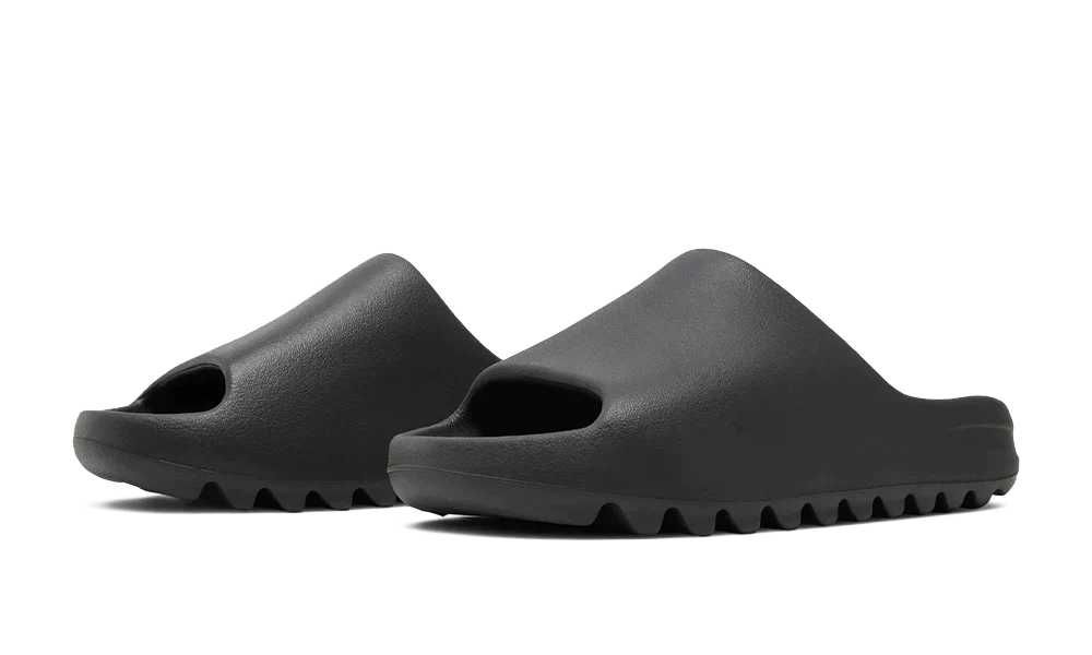Klapki adidas Yeezy Slide Onyx R.37