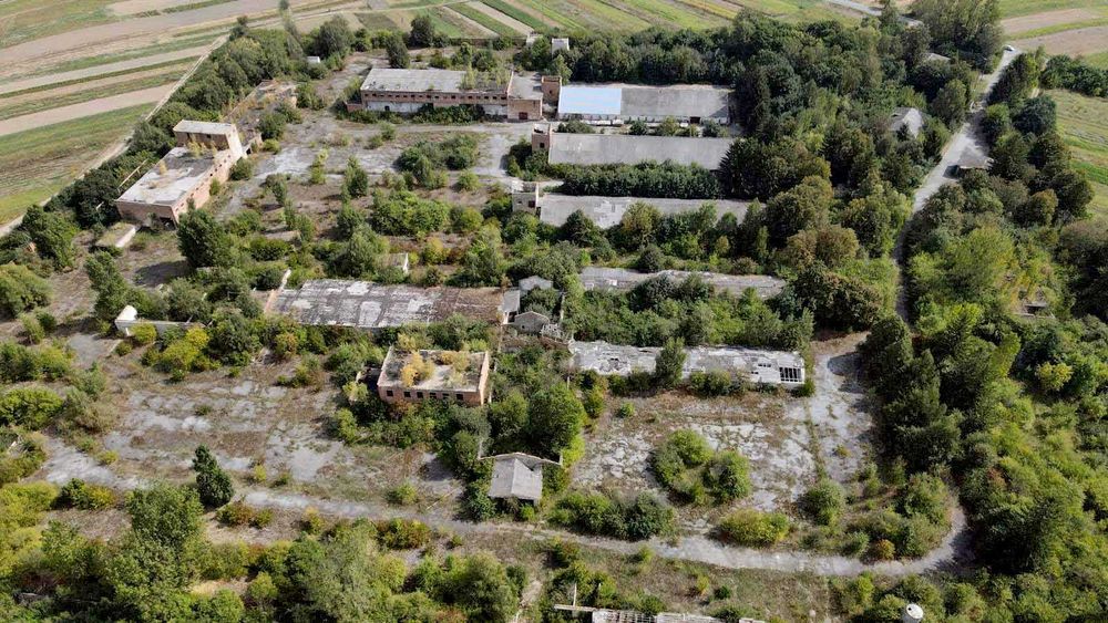 Продам виробничо-складський комплекс, с.Великі Межирічі.