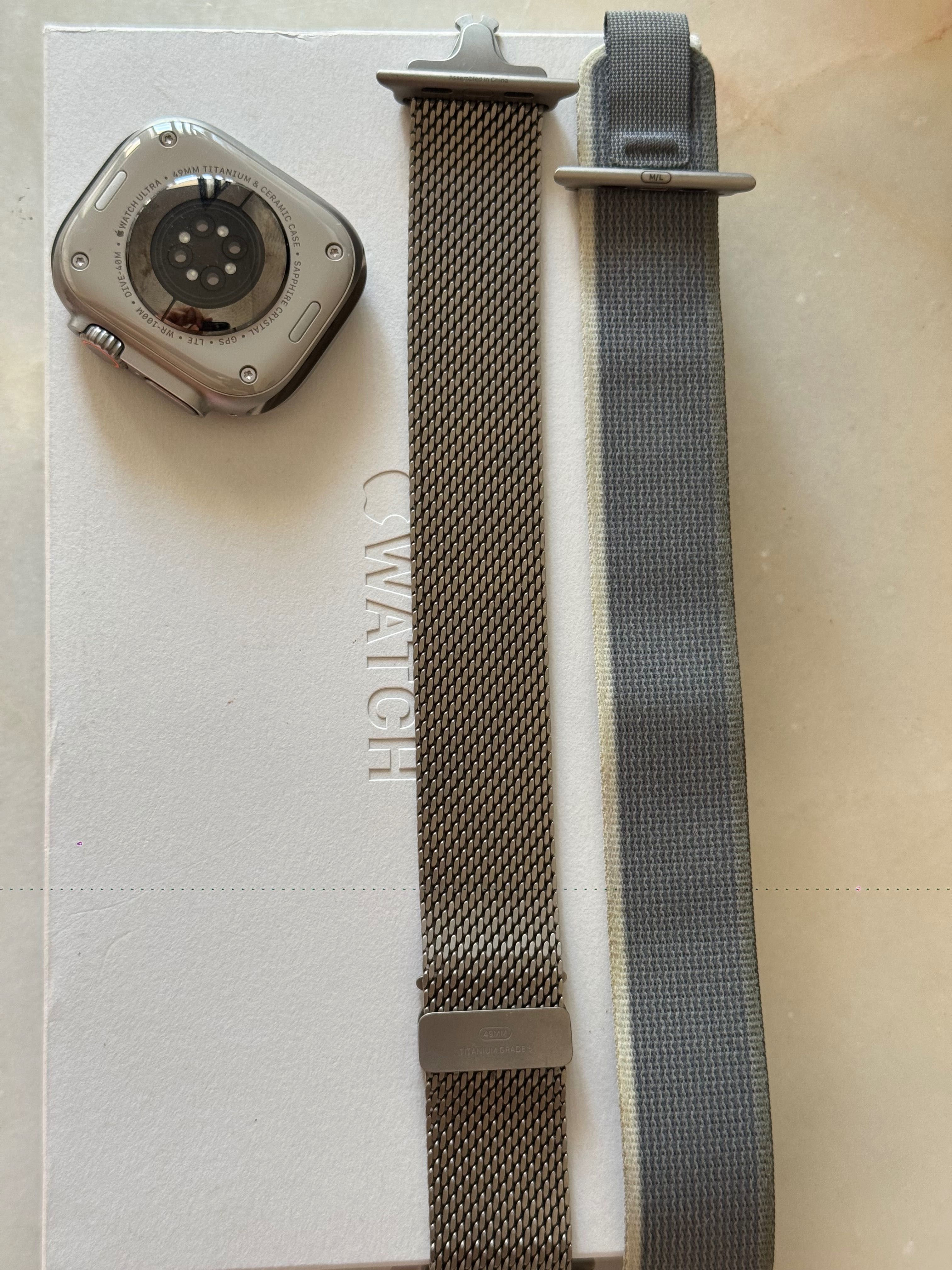 Apple Watch Ultra 2 com bracelet titanium