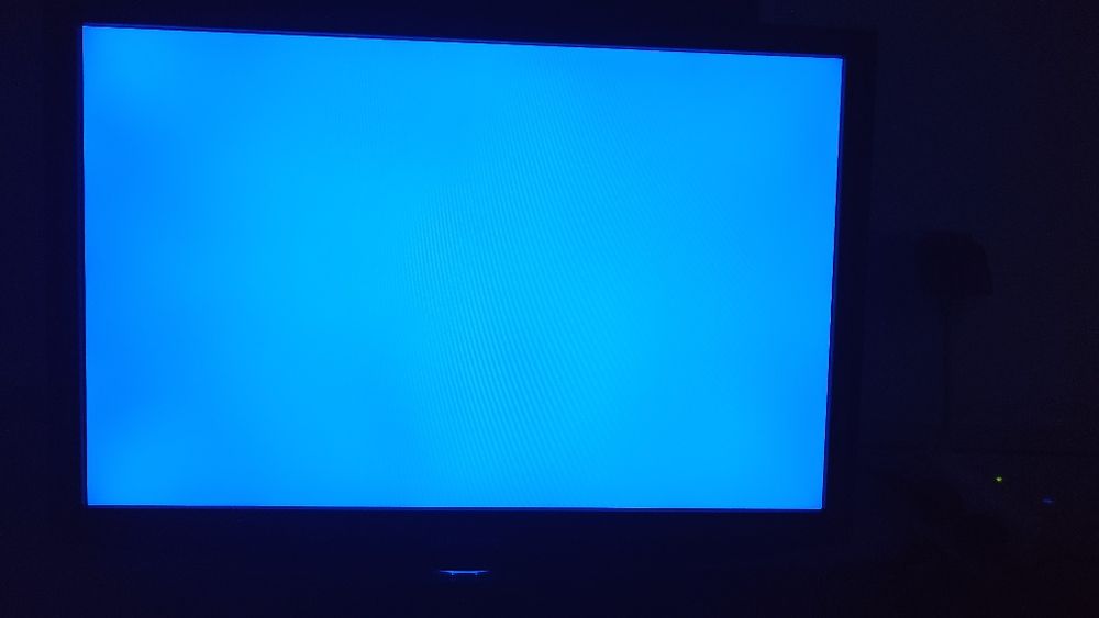 Monitor 24" LCD FullHD z DVI Dsub 100% OK