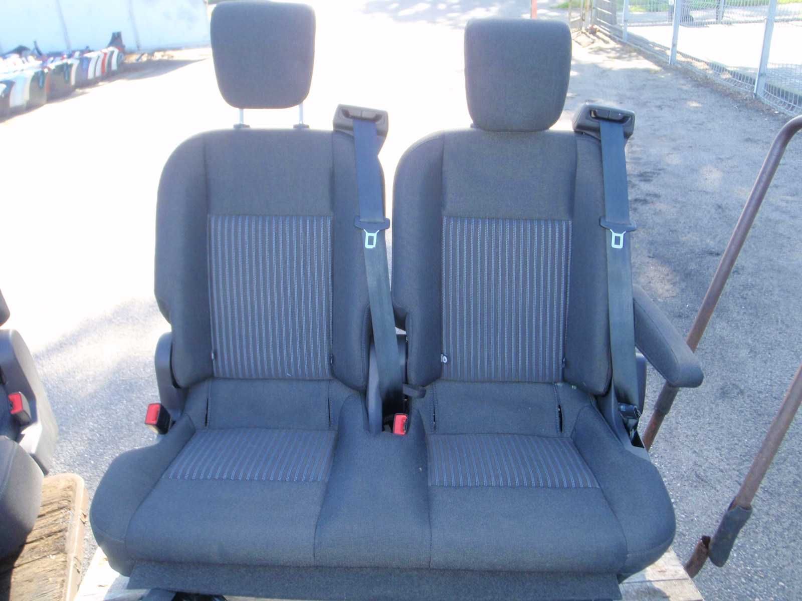 Ford Transit Custom 9-os fotele 2 i 3 rząd regulowane oparcia idealne