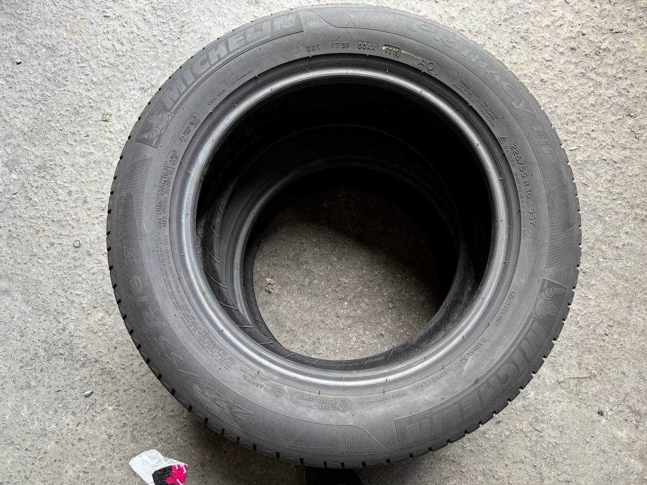 Шини ліо 225/55/R16 Michelin Primacy Hp