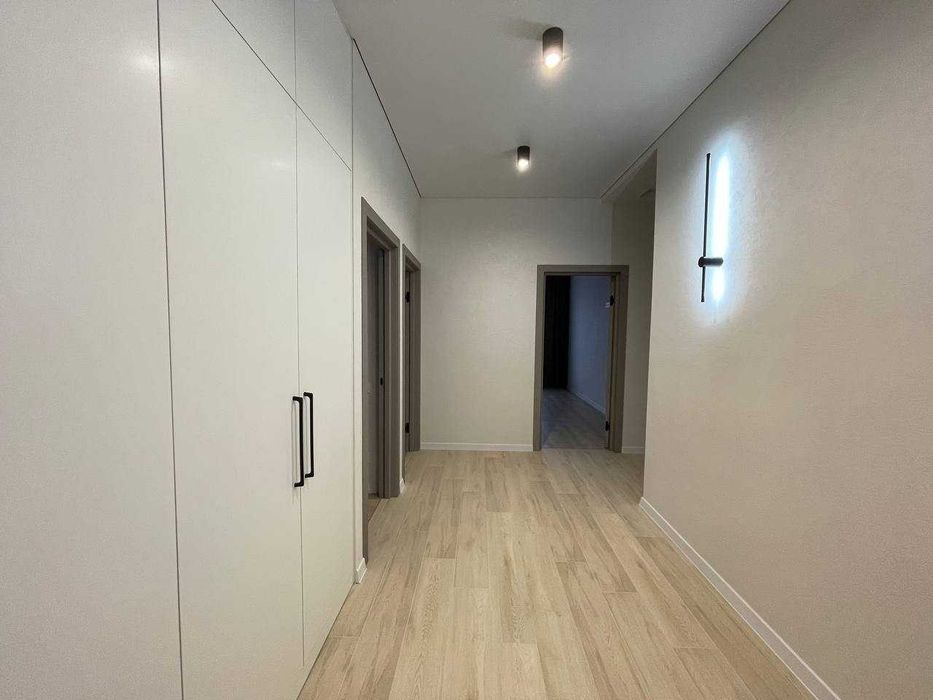 Будинок з ремонтом в Бучі на ділянці 5 сотки з Газом