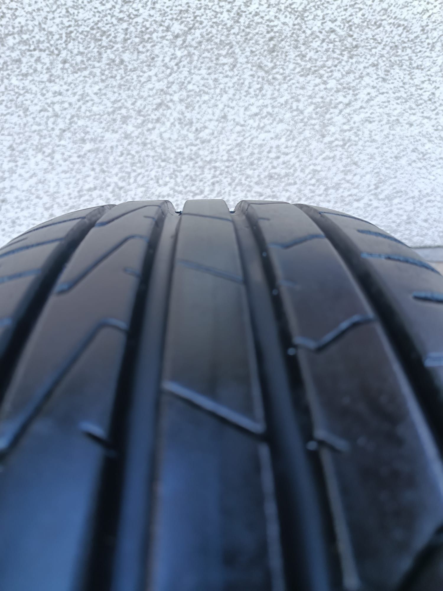 Komplet kół 185/60/R15 84h 4x100