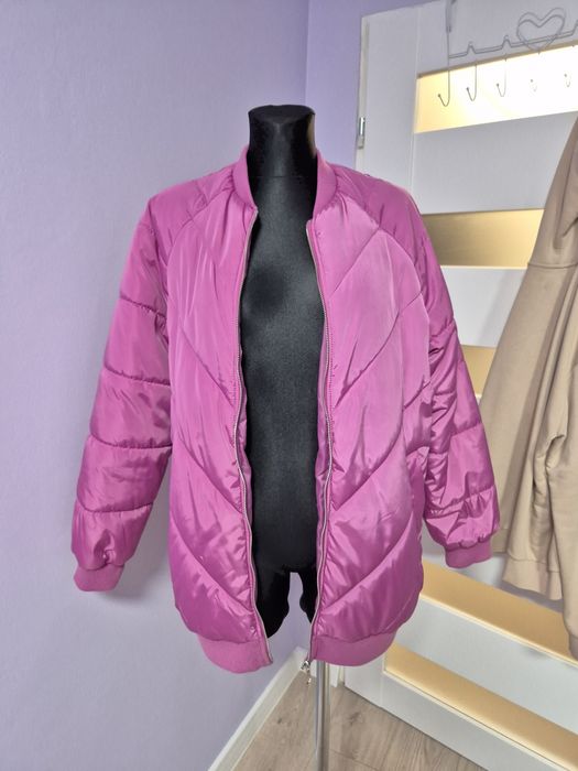 Ciepła pikowana bomberka oversize o nieco dłuższym kroju M 38