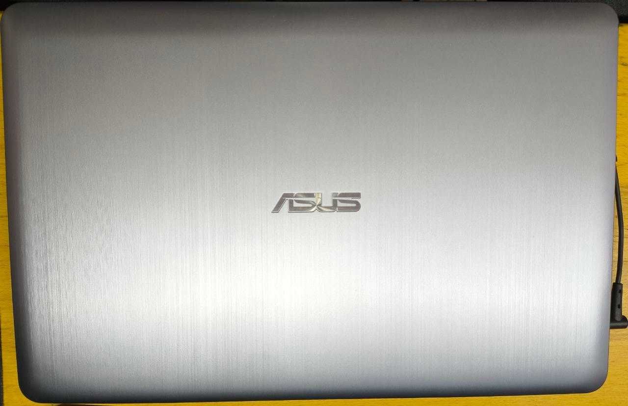 Ноутбук ASUS X541U - i3-6006U/16Gb DDR4/500HDD