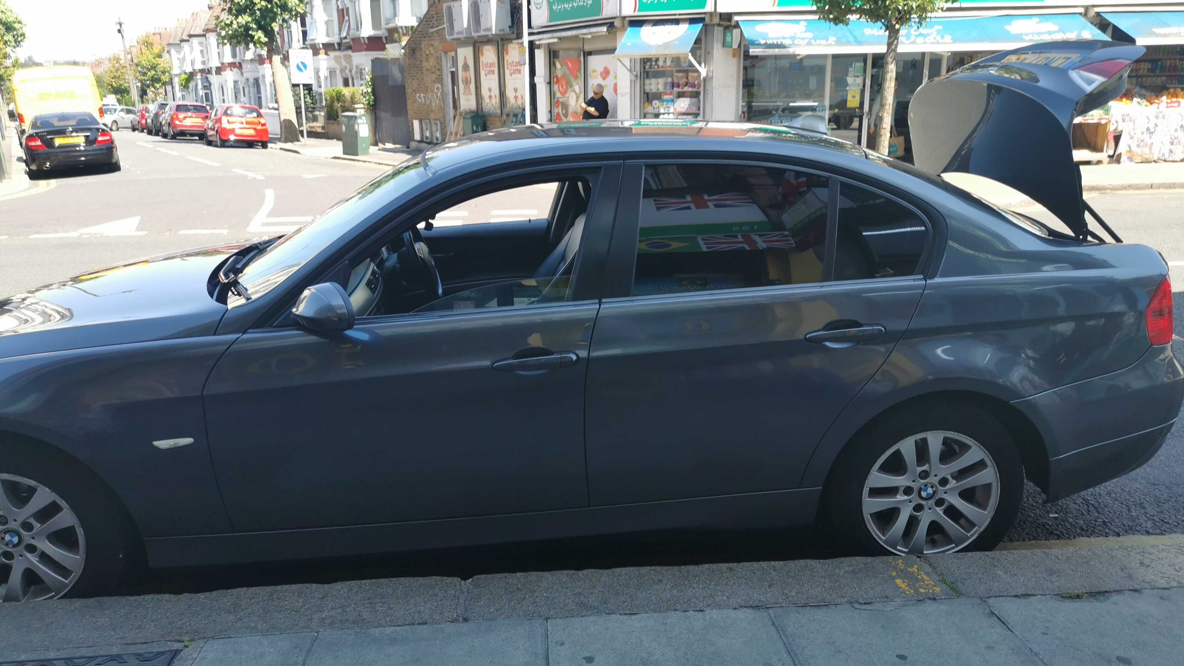 BMW 318i 2.0cc petrol automatic
