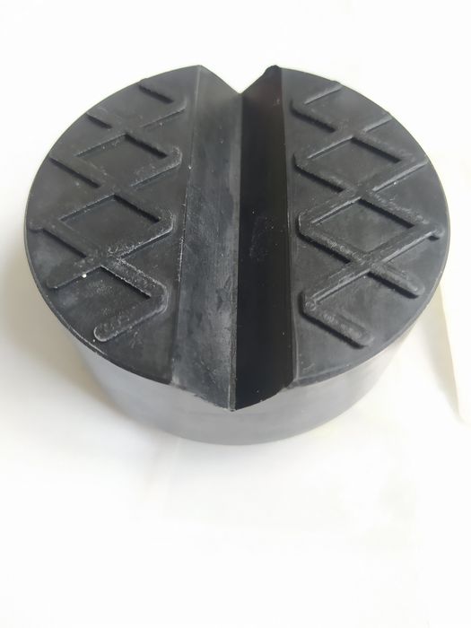 Резиновая проставка на домкрат. Проставка для домкрата. Подставка