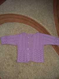 Sweterek niemowlęcy 62