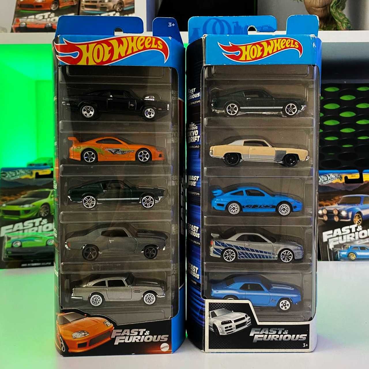 Машинка Hot Wheels серія '90s Street Scene Nissan 300ZX Новий Хот Вілс