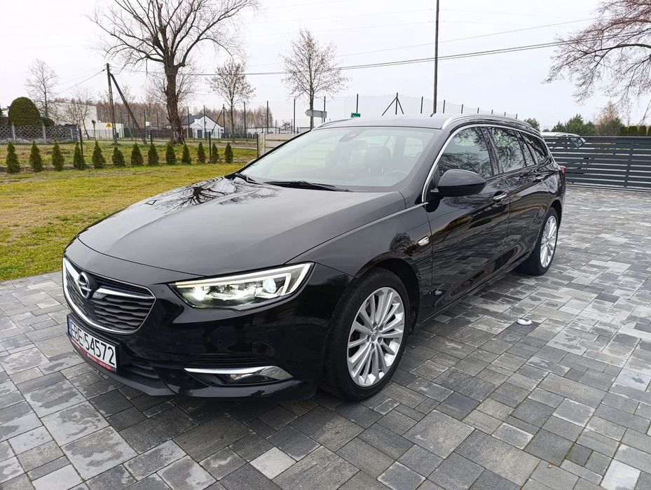 Opel Insignia 2018 r diesel 210KM napęd 4x4 automat 153 tys km