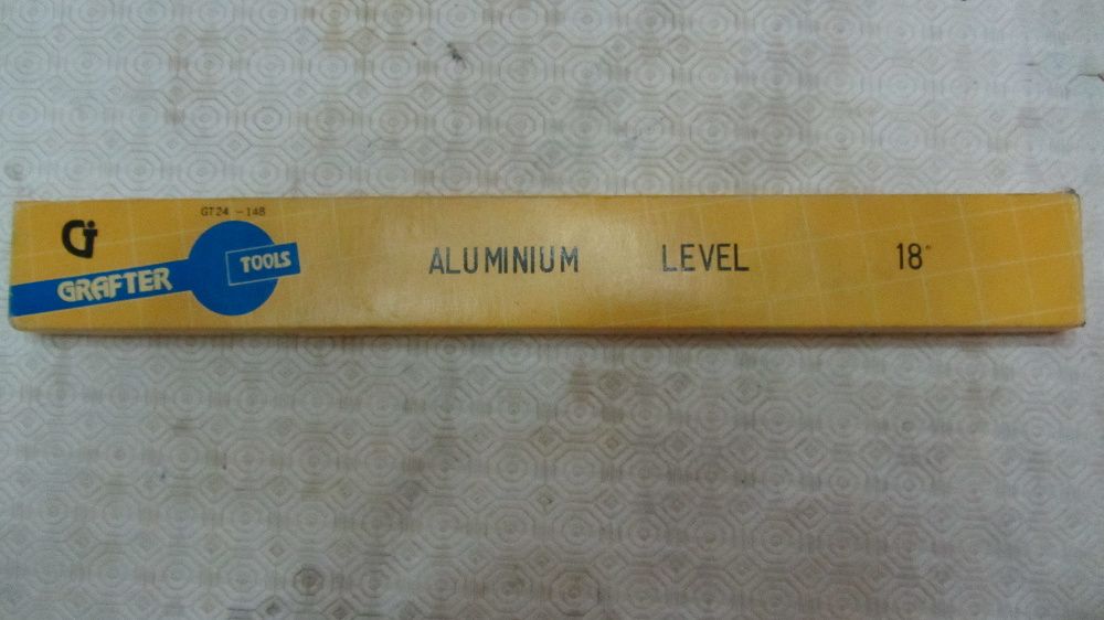 nível 18 polegadas - novo