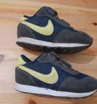 Tenis  criança nike 23.5