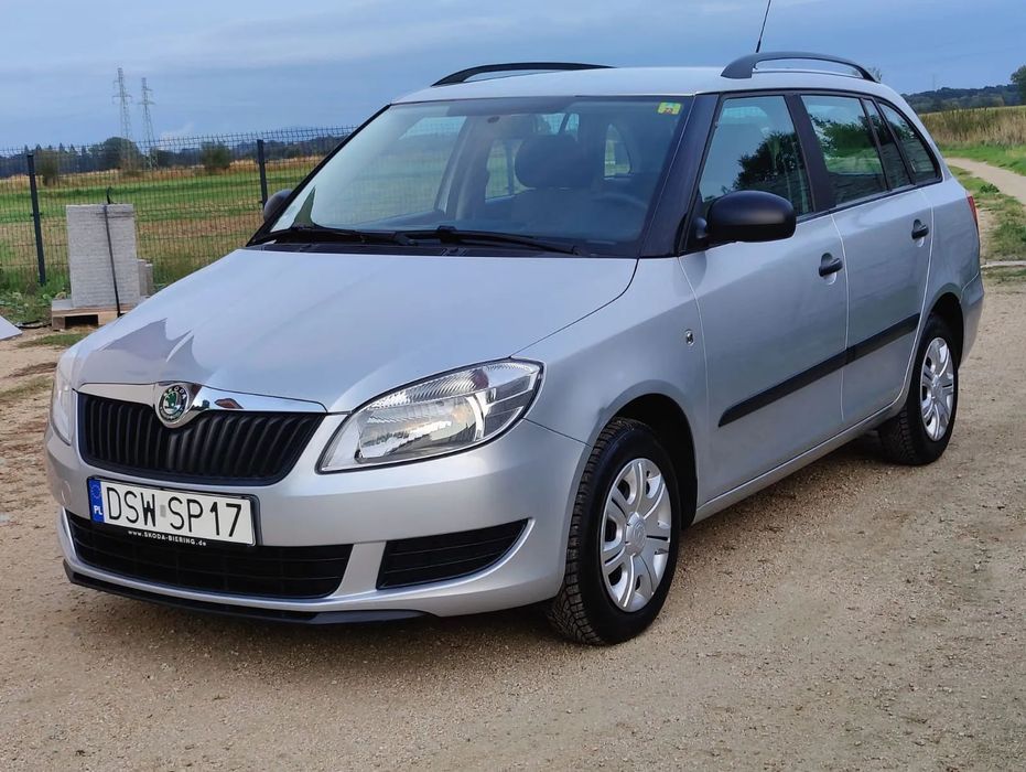 Skoda Fabia 2 LIFT KLIMA zNiemiec SERWIS ASO do końca  zarejestrowana w PL