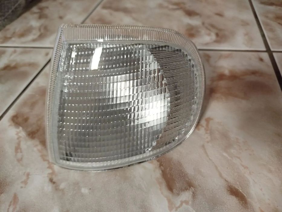Lampa kierunkowskazu przód LEWY MIGACZ  (biały, PY21W SKODA FELICIA I, FELICIA II Hatchback / Kombi CADDY  10.94-04.02