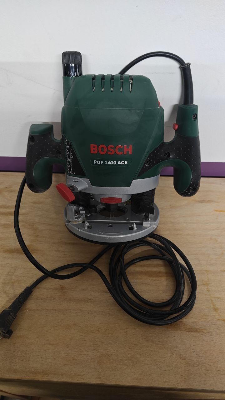Bosch POF 1400 ACE – Frezarka wgłębna