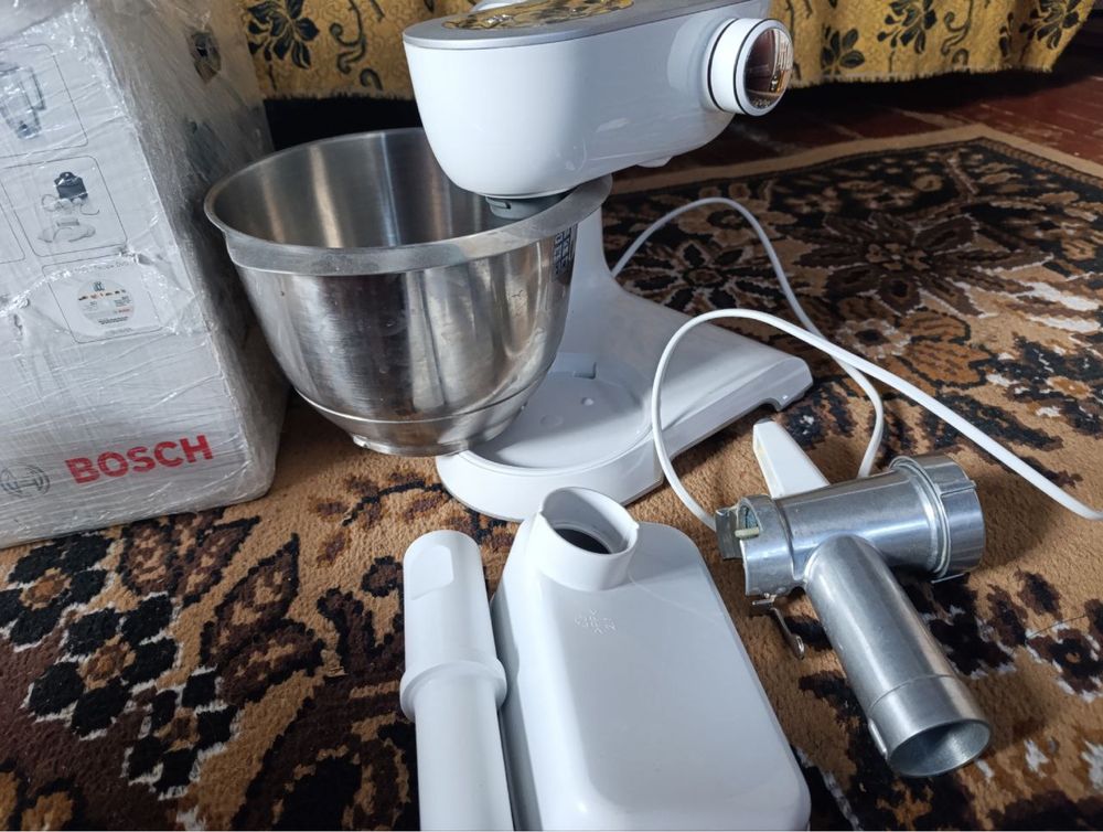 Кухонна машина BOSCH MUM58231