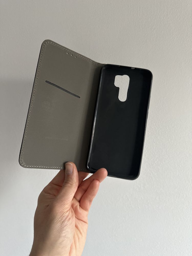 Etui zamykane do xiaomi redmi 9