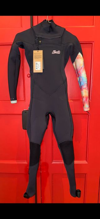 Mystic Fato de Surf WetSuit 3/2 mm women — Novo, com etiqueta