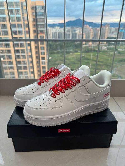 Buty Trampk Nike Air Force 1 Low Supreme White R.40.5
