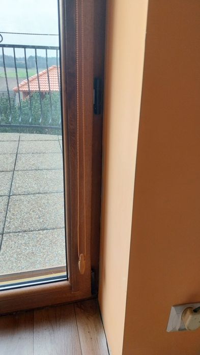 Rolety wewnętrzne kasetowe nowe.