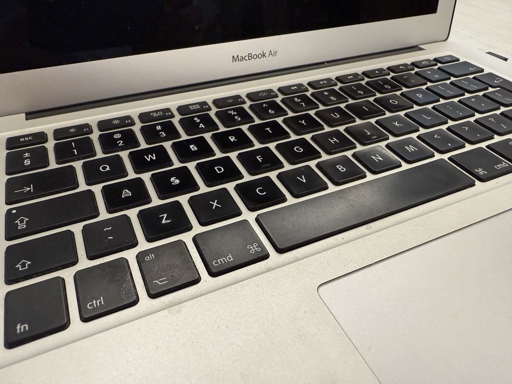 MacBook Air i7 8gb RAM, 250GB SSD STAN IGŁA!!!