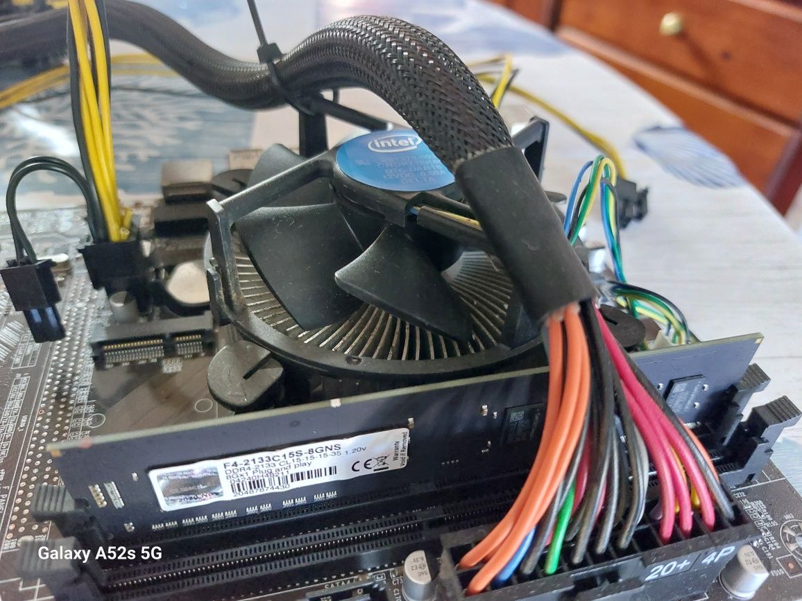 Kit mineração 12 gpu usb usado