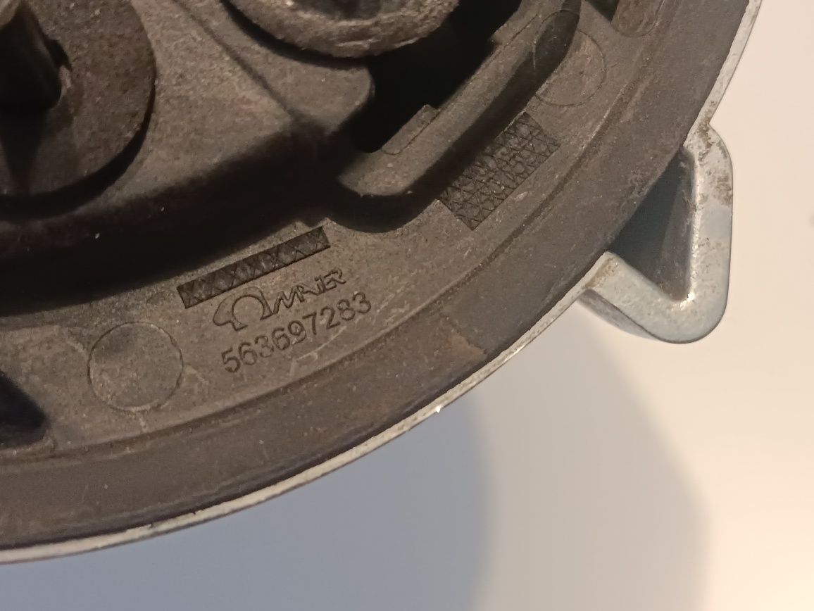 Opel Corsa E D inne modele klamka otwierania klapy bagażnika mikrostyk