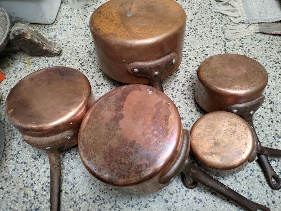 Caçarolas em cobre