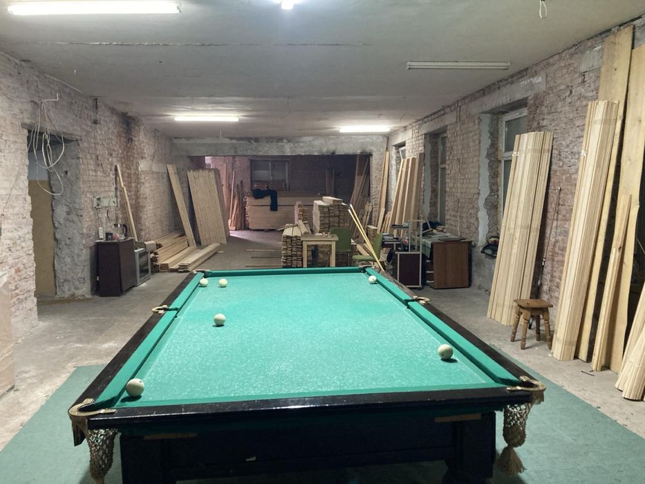 Продам або обмін не житлове приміщення площею 388м2