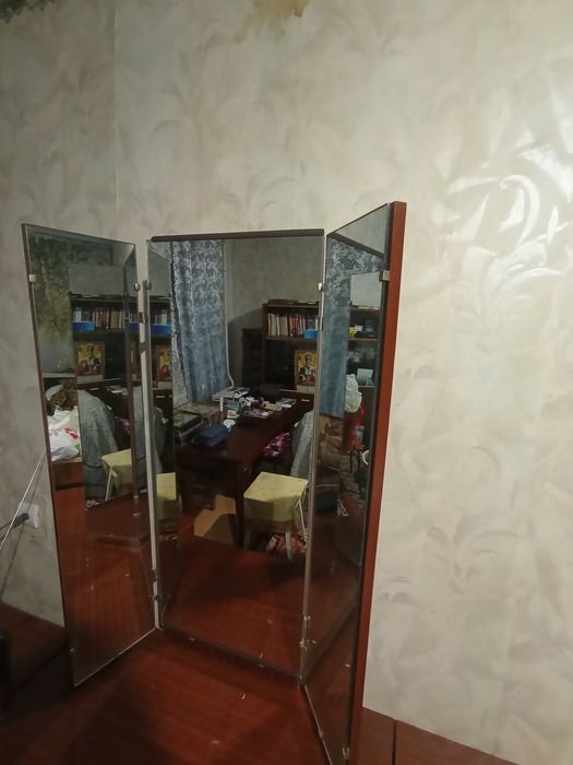 Трюмо триляж столик