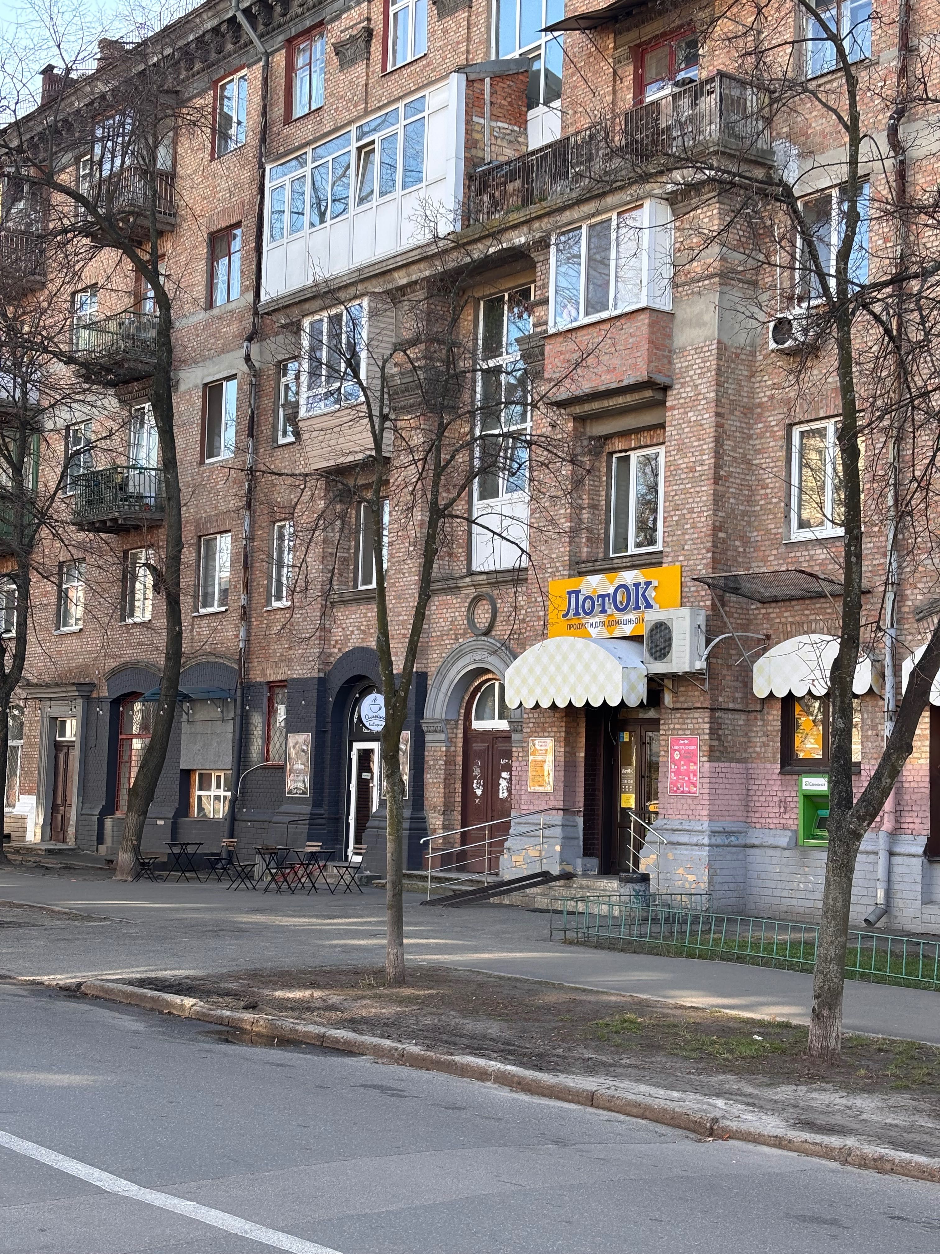 Продам кімнату в комунальній квартирі Дарницький