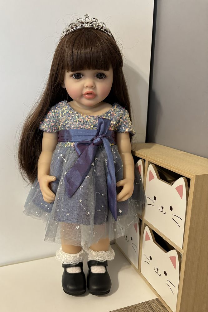 Lalka Reborn Princess Betty długie włosy w sukience