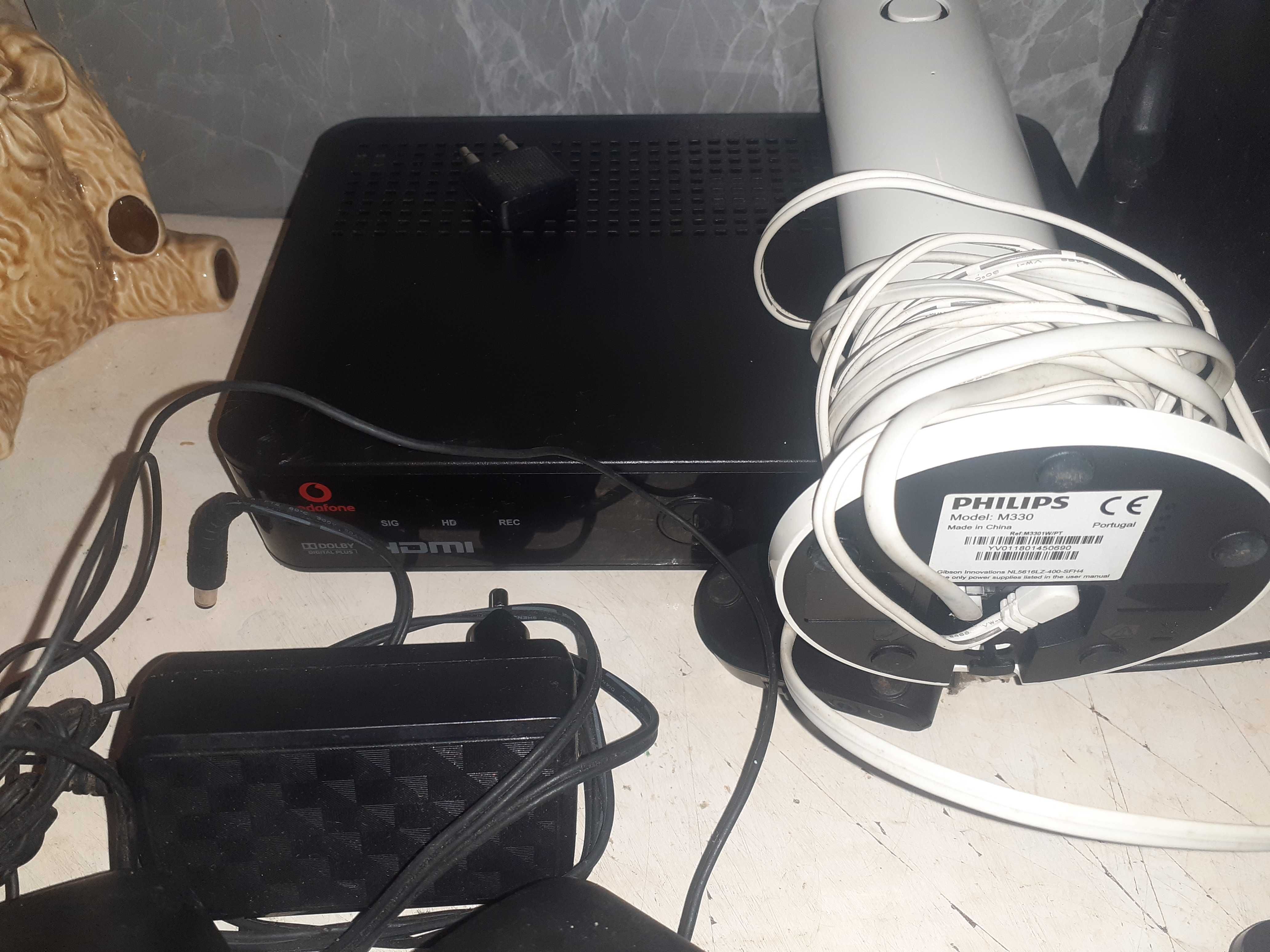 Lote 1- Telefone,colunas usb cabos etc ( usados)