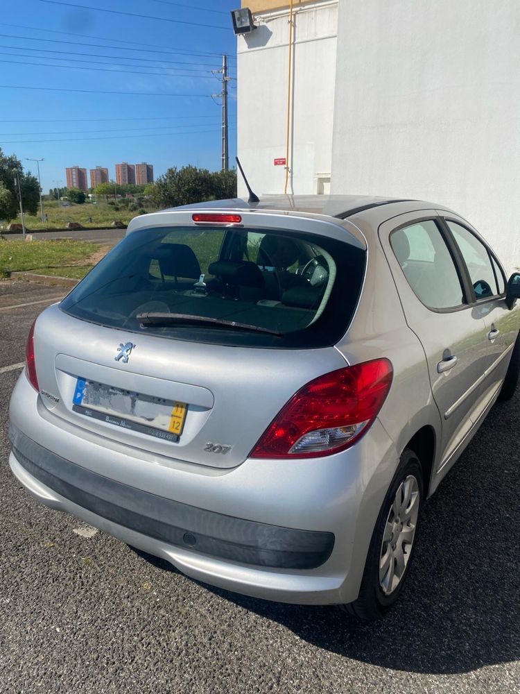 PEUGEOT 207 1.4 Tdi