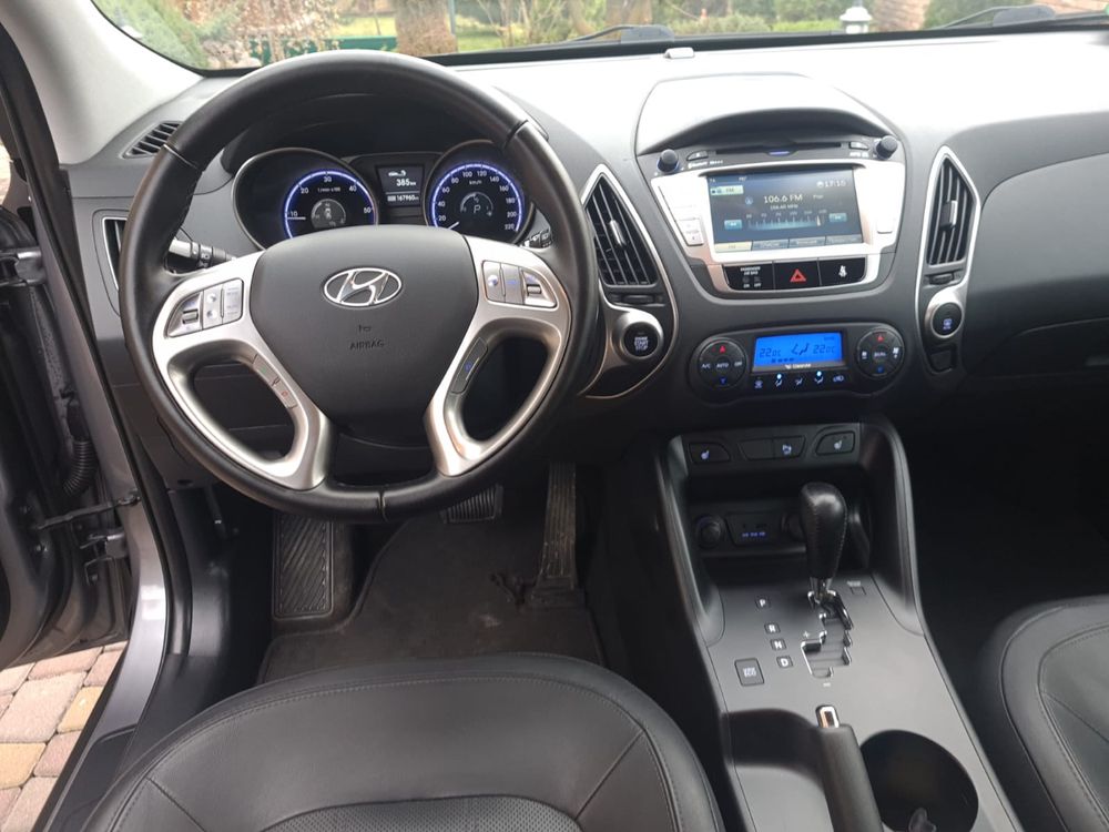 Продам hyundai ix35