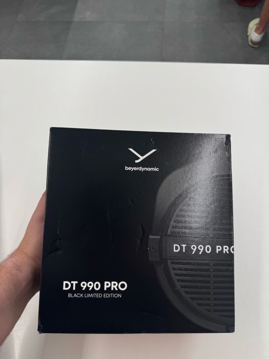 Fones Beyerdynamic DT-990 Pro 80 Ohms Black Edition