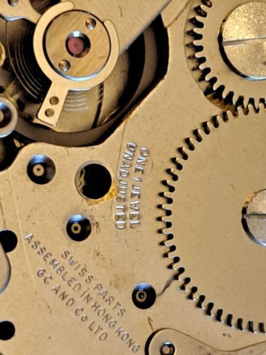 Relógio de pulso de homem, de marca MIRAGE