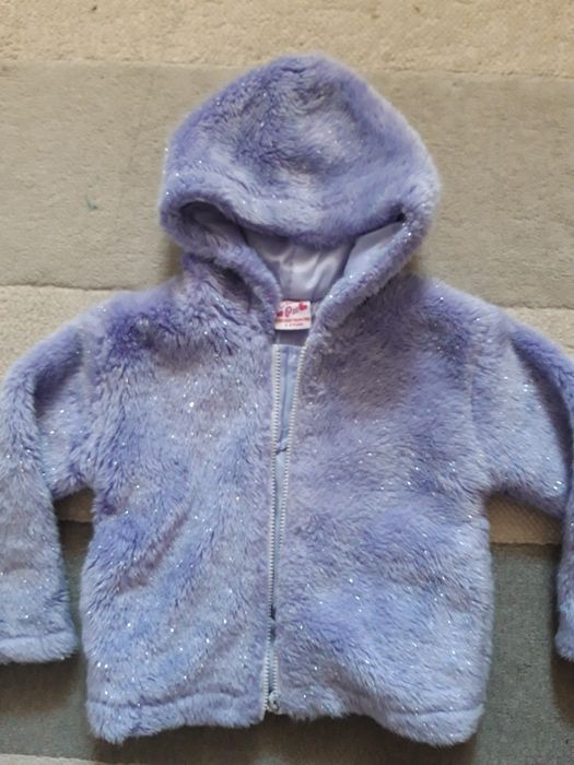 Bluza - kurtka, futro z kapturem dla dziewczynki (3-4 lata)