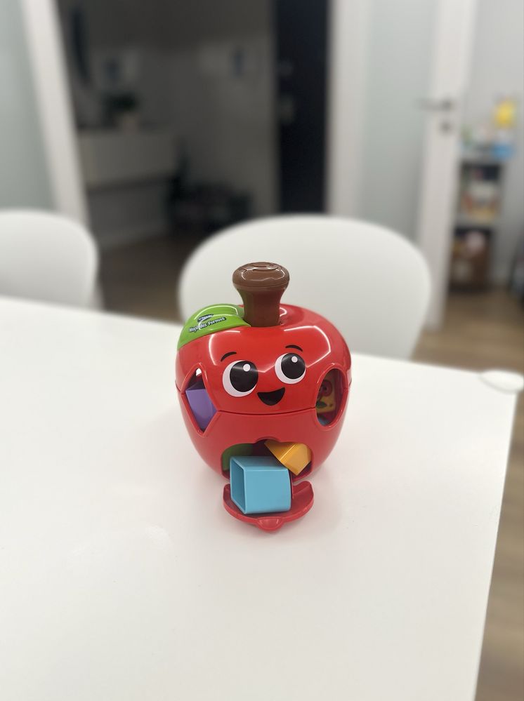 Brinquedo Maçã das Formas VTech